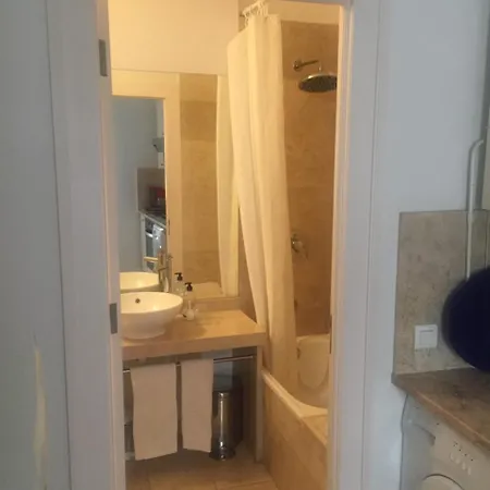 Apartment Se De I Lisbon